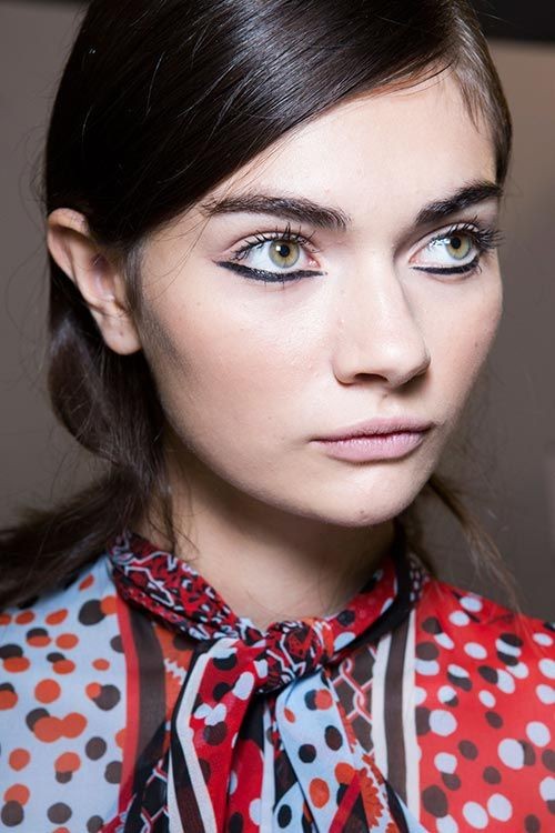 Εντυπωσιάστε με τα πιο trendy μακιγιάζ για πάρτι Εντυπωσιάστε με τα πιο trendy μακιγιάζ για πάρτι