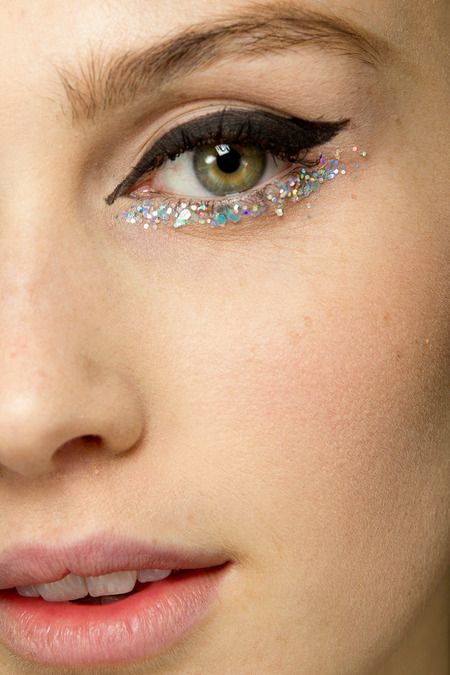 glitter chanel
